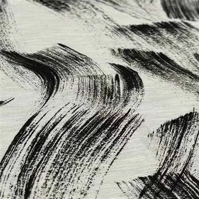 Kako učiniti tamnoplavu svilenu tkaninu otpornijom na gužvanje?